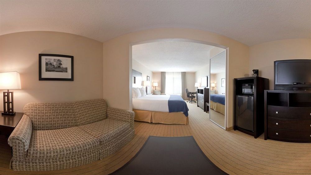 Holiday Inn Express Hotel & Suites Albuquerque Airport By Ihg Exterior foto